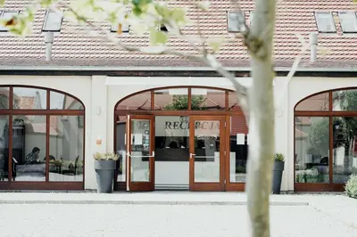 Fasada lub wejście do obiektu Hotel Pałac Krotoszyce Basen&Spa