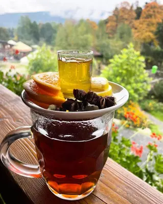 Jedzenie w pensjonacie lub w pobliżu