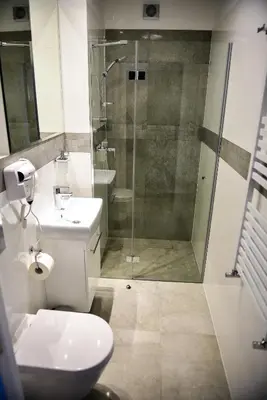 Łazienka w obiekcie Hotel Coliber