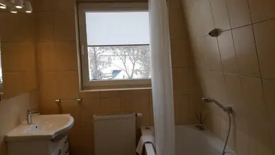 Łazienka w obiekcie Apartament rodzinny z ogrodem - Bliżej Zdroju