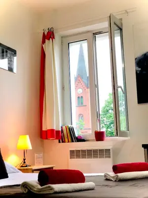 Telewizja i/lub zestaw kina domowego w obiekcie ART mieszkanie blisko dworca PKP Walbrzych Miasto
