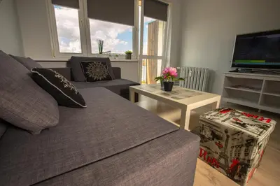 Telewizja i/lub zestaw kina domowego w obiekcie JDK Apartamenty Podmiejska 38m2 5-osobowy