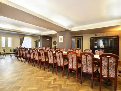 Telewizja i/lub zestaw kina domowego w obiekcie Dom Wypoczynkowy Rybniczanka-Wanda Lądek-Zdrój w górach