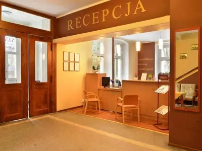 Hol lub recepcja w obiekcie Dom Wypoczynkowy Rybniczanka-Wanda Lądek-Zdrój w górach
