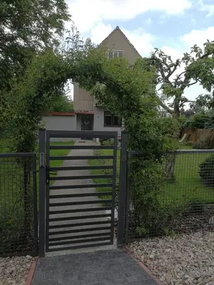Budynek, w którym mieści się apartament