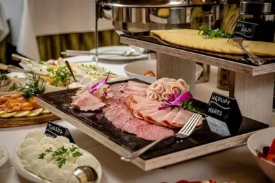 Jedzenie w hotelu lub w pobliżu