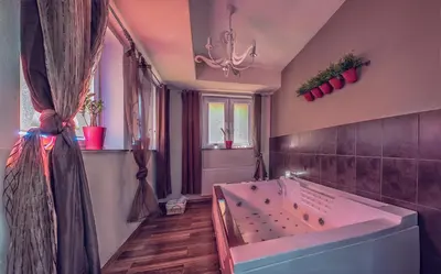 Łazienka w obiekcie Hotel Niemcza Wino & Spa