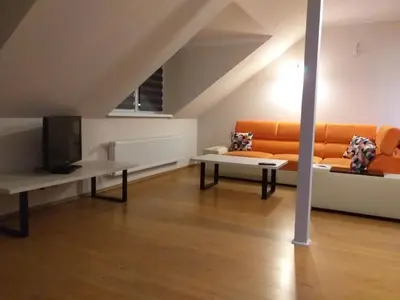 Część wypoczynkowa w obiekcie APARTAMENT NA DOBY - LUBIN