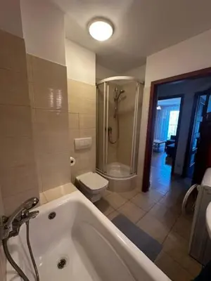 Łazienka w obiekcie LeoApart Czysta