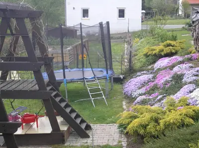 Ogród w obiekcie Pokoje Gościnne HANA