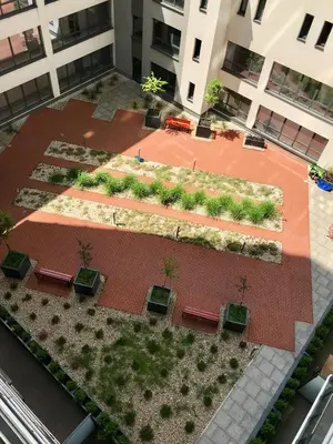 Budynek, w którym mieści się apartament