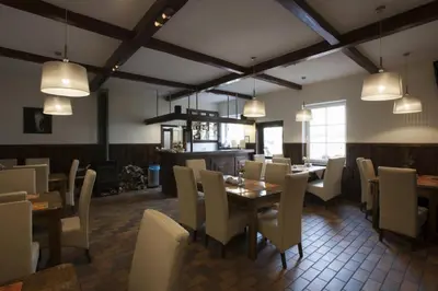 Część wypoczynkowa w obiekcie Hotel Stajnia Wolica