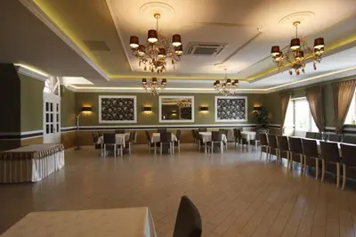 Restauracja lub miejsce do jedzenia w obiekcie Hotel Pod Złotą Koroną
