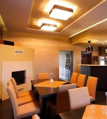 Część wypoczynkowa w obiekcie Hotel Pod Złotą Koroną