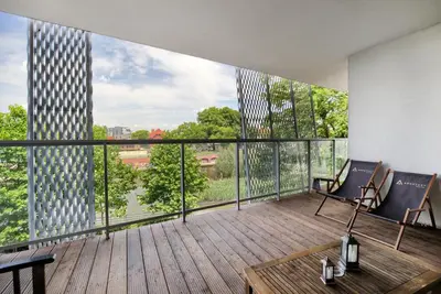 Balkon lub taras w obiekcie About Art Apartments - Sikorskiego