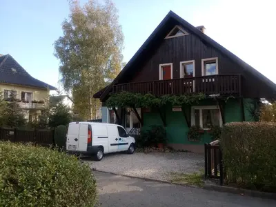 Budynek, w którym mieści się kwatera prywatna