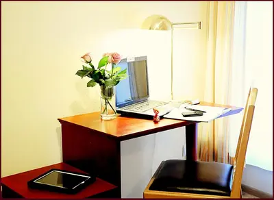 Telewizja i/lub zestaw kina domowego w obiekcie Apartamenty Pod Lwem