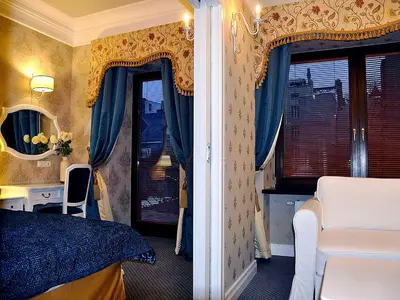 Łóżko lub łóżka w pokoju w obiekcie SleepWalker Boutique Suites