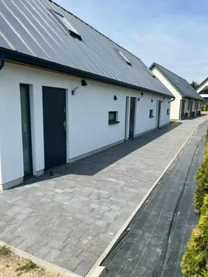 Budynek, w którym mieści się apartament