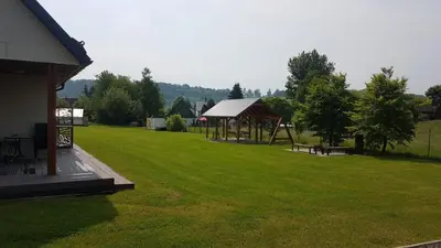Ogród w obiekcie Jula - apartamenty w Kudowie-Zdrój