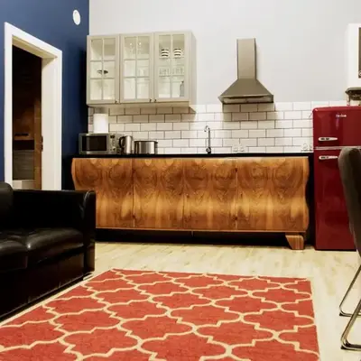 Art Deco/Vintage Apartments