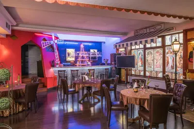 Hol lub bar w obiekcie Hotel Maria Helena