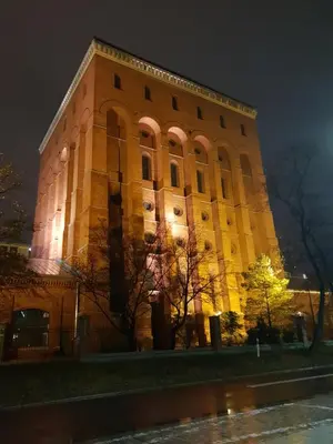 Budynek, w którym mieści się apartament
