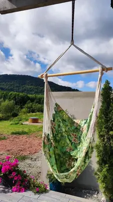 Widok na góry z tego domu wakacyjnego