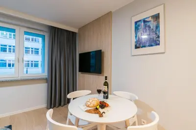 Telewizja i/lub zestaw kina domowego w obiekcie Q17 Apartments Rynek