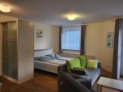 Łóżko lub łóżka w pokoju w obiekcie Apartamenty Bystrzycka - Bliżej Zdroju