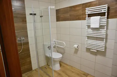 Łazienka w obiekcie Centrum Restauracyjno-Hotelowe Florres