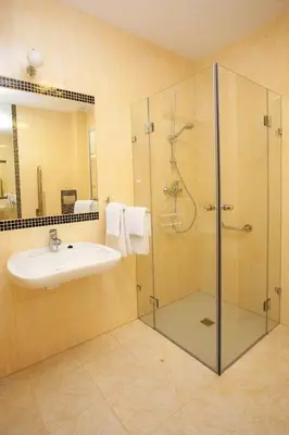 Łazienka w obiekcie Hotel Srebrna Góra