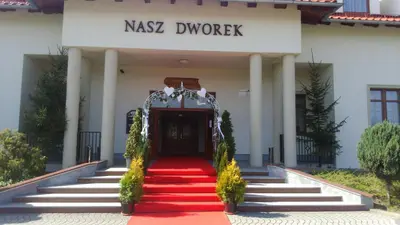 Fasada lub wejście do obiektu NASZ DWOREK