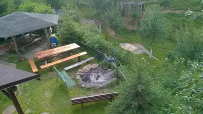 Ogród w obiekcie Dom nad potokiem