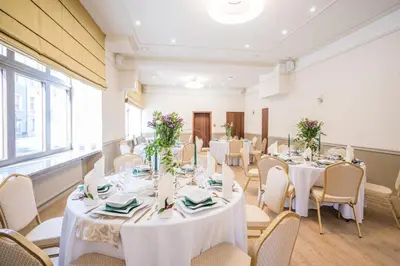 Restauracja lub miejsce do jedzenia w obiekcie Hotel Europejski Wrocław Centrum