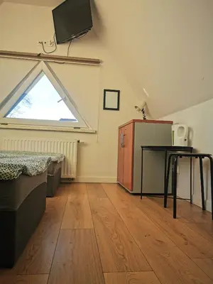 Kuchnia lub aneks kuchenny w obiekcie Hostel 55 - darmowy parking