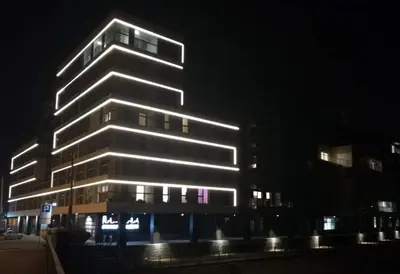 Budynek, w którym mieści się apartament