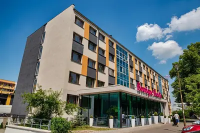 Budynek, w którym mieści się aparthotel