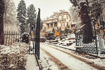 Obiekt Willa Barbara Lądek Zdrój zimą