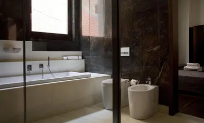 Łazienka w obiekcie Hotel Monopol