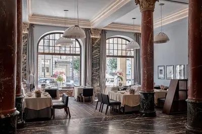 Restauracja lub miejsce do jedzenia w obiekcie Hotel Monopol