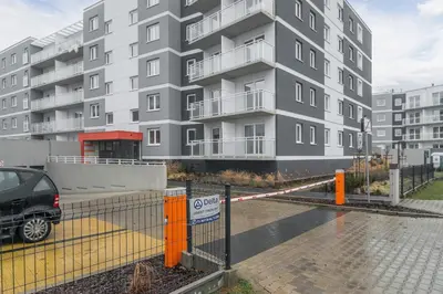 Budynek, w którym mieści się apartament