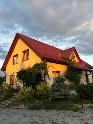 Budynek, w którym mieści się apartament