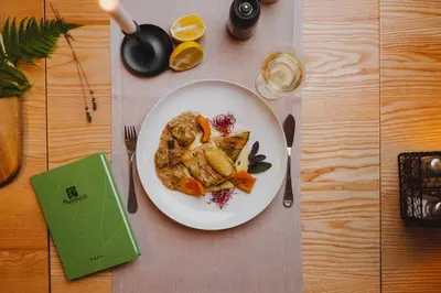Jedzenie w hotelu lub w pobliżu