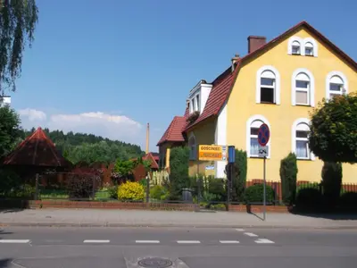 Budynek, w którym mieści się pensjonat