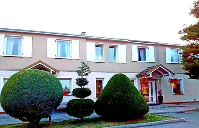 Budynek, w którym mieści się hotel