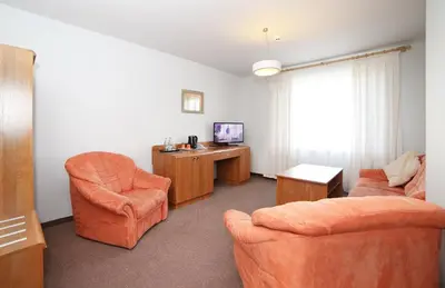 Telewizja i/lub zestaw kina domowego w obiekcie Hotel i Restauracja ABIS