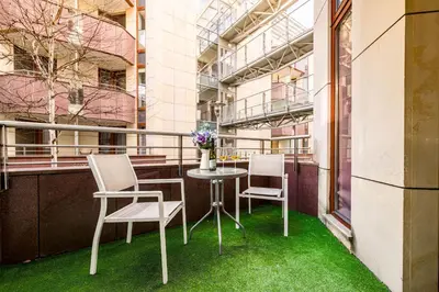 Balkon lub taras w obiekcie Apartament Avignon