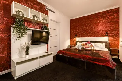 Łóżko lub łóżka w pokoju w obiekcie Apartament Avignon