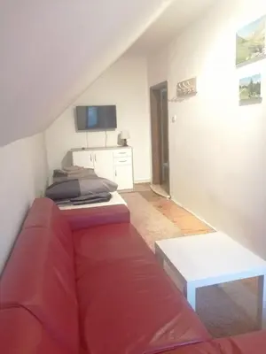 Telewizja i/lub zestaw kina domowego w obiekcie Po drodze